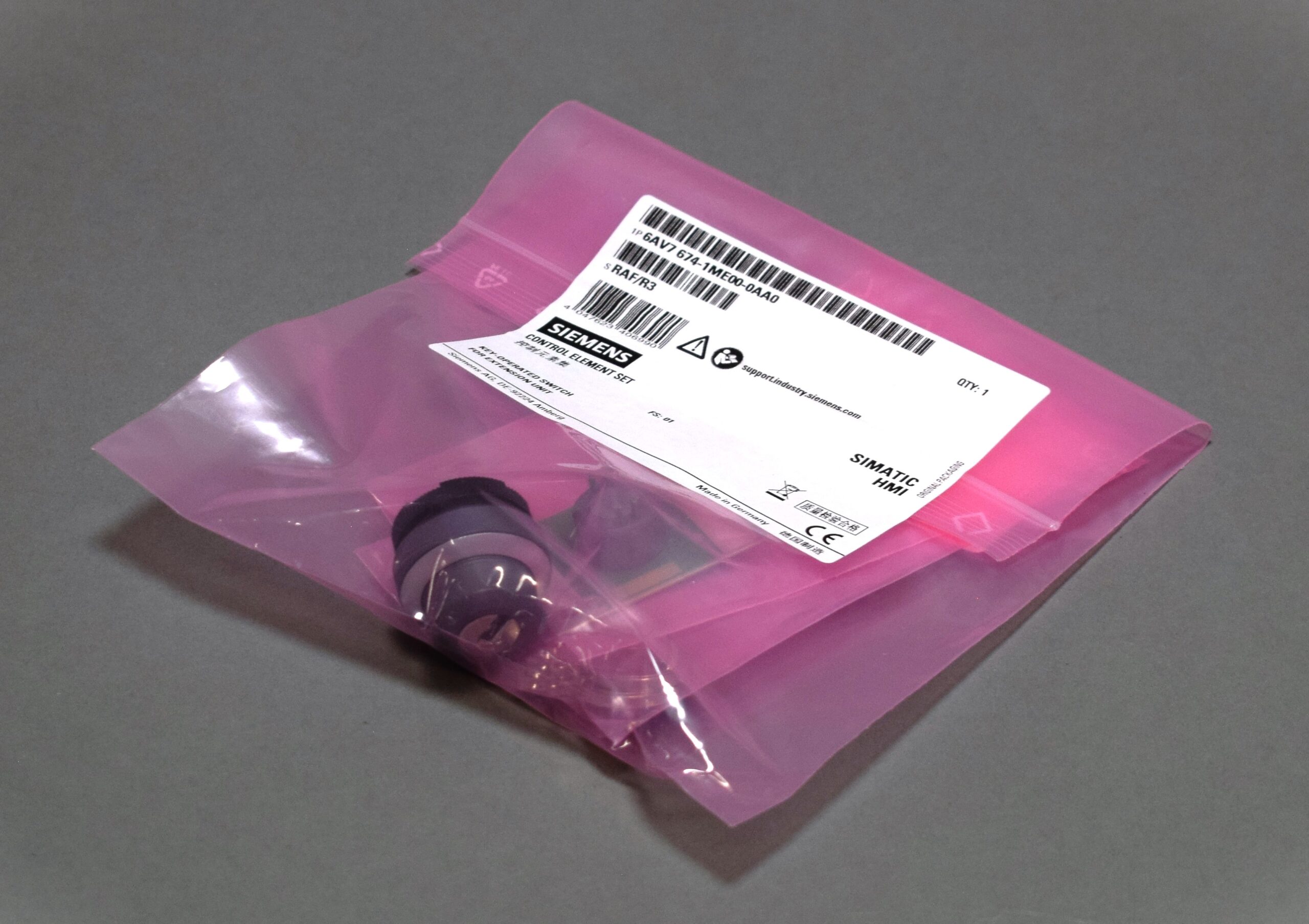 SIEMENS 6AV7674-1ME00-0AA0 HMI Touch Panel Operator Interface